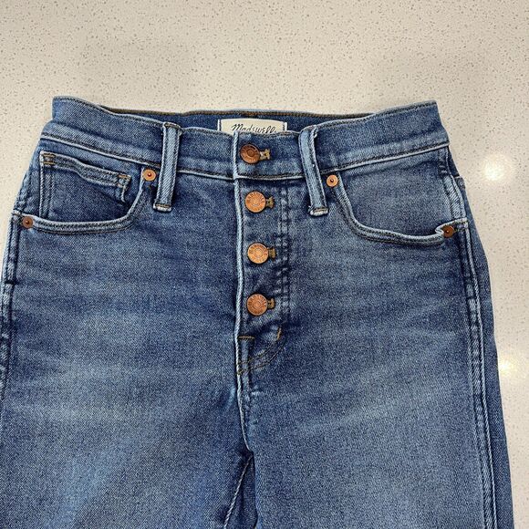 Madewell 10" High Rise Skinny Jeans – Button Front Edition (Size 26) - Picture 14 of 16